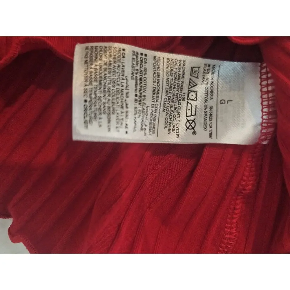 Old‎ Navy Red Ribbed Crop Top Ruffled Bottom Large - Picture 4 of 5